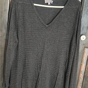 Laura Women's Black V-Neck Sweater